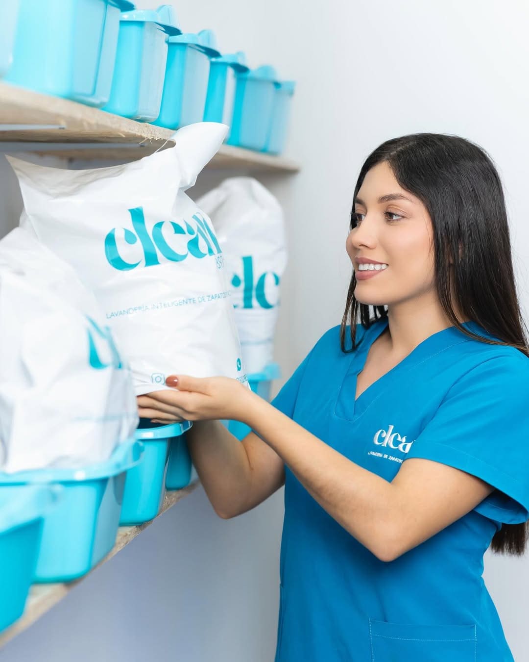 Empaques, lavado de zapatos, CLEAN 897, franquicias. ecuador, rentables, Quito, Cuenca, Guayaquil